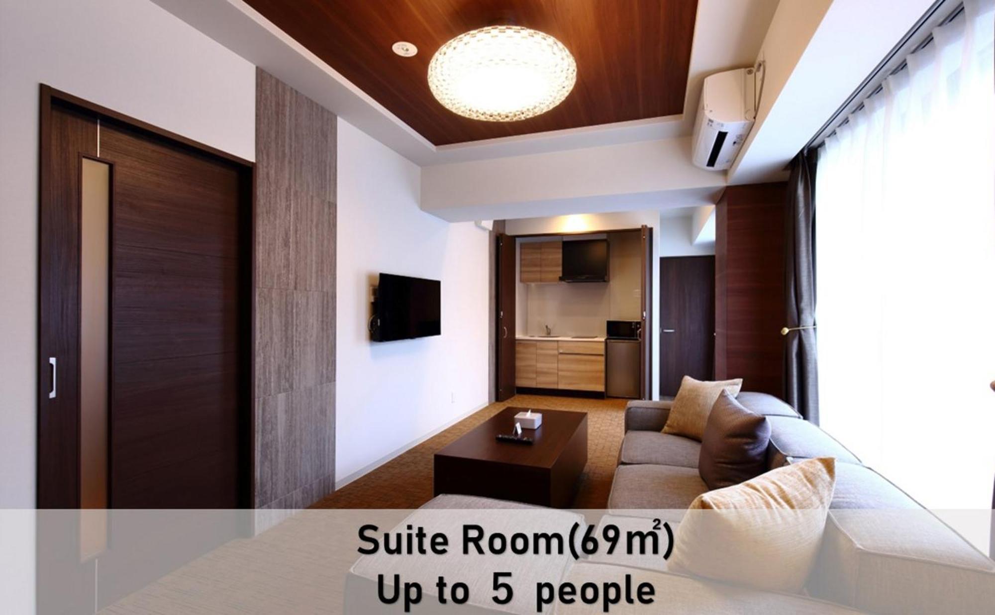 Luxcare Hotel Osaka Buitenkant foto