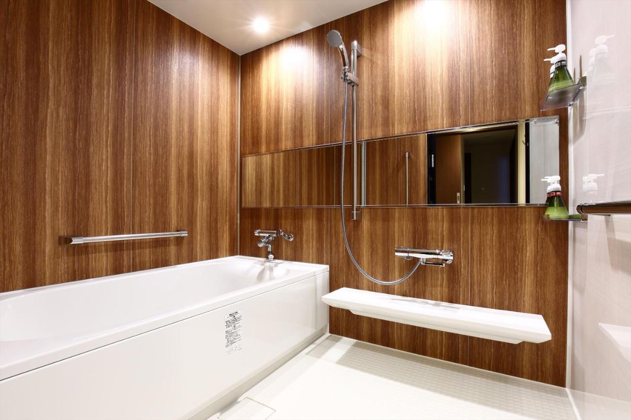 Luxcare Hotel Osaka Buitenkant foto